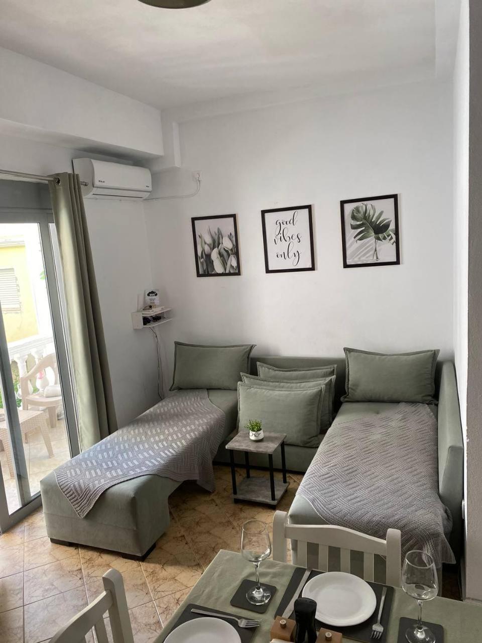 Happy Apartment Saranda Zewnętrze zdjęcie