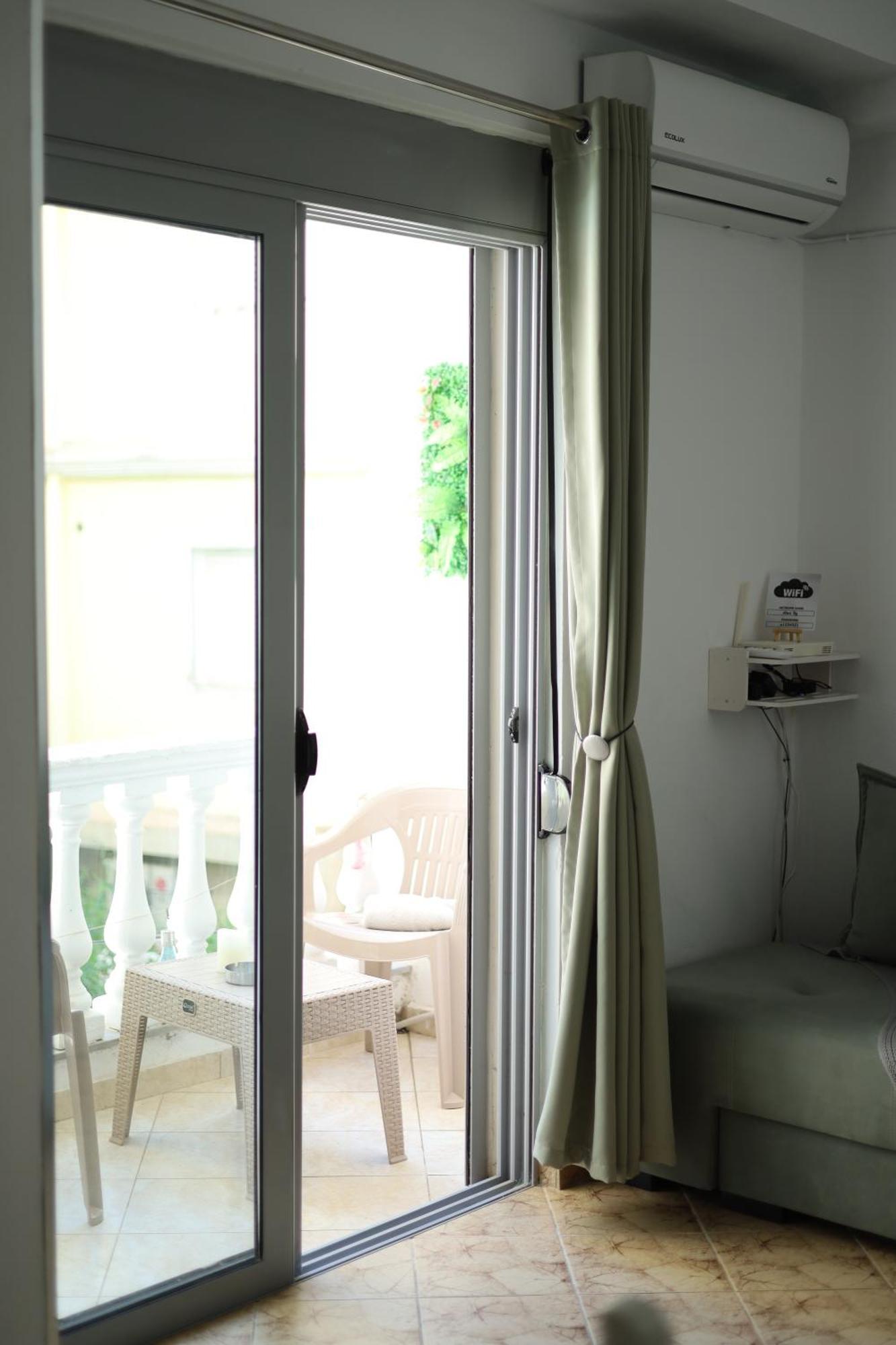 Happy Apartment Saranda Zewnętrze zdjęcie